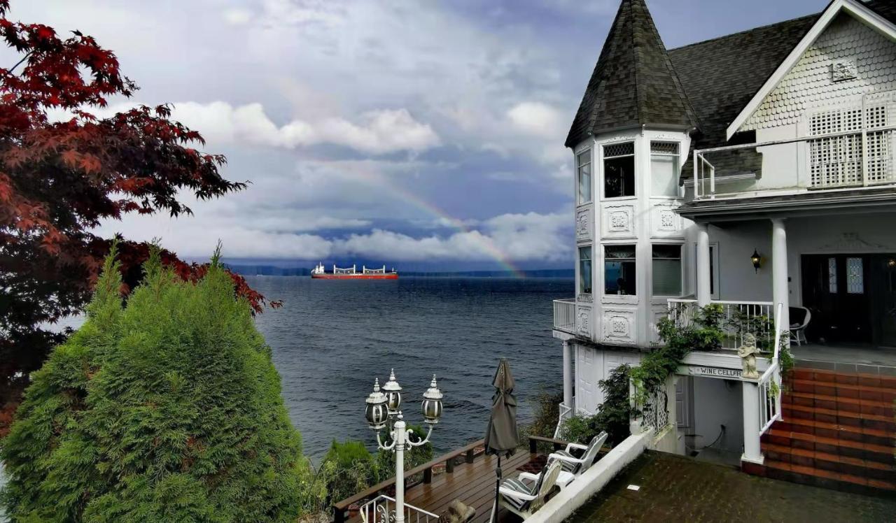 Walkon Waterfront Castle Cove Inn Chemainus Kültér fotó