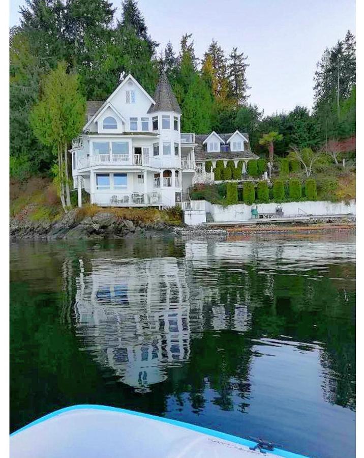 Walkon Waterfront Castle Cove Inn Chemainus Kültér fotó